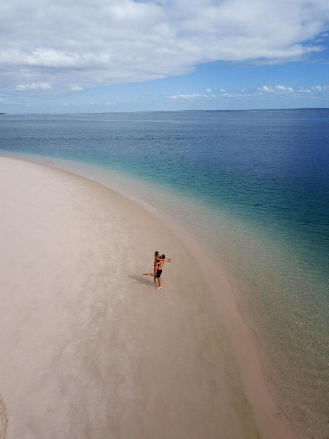 Dugong Beach Lodge Виланкулос Экстерьер фото